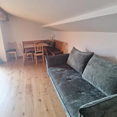 Viola Apartment